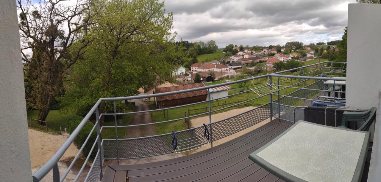 Apartamento Le Panoramic Bains-les-Bains Exterior foto