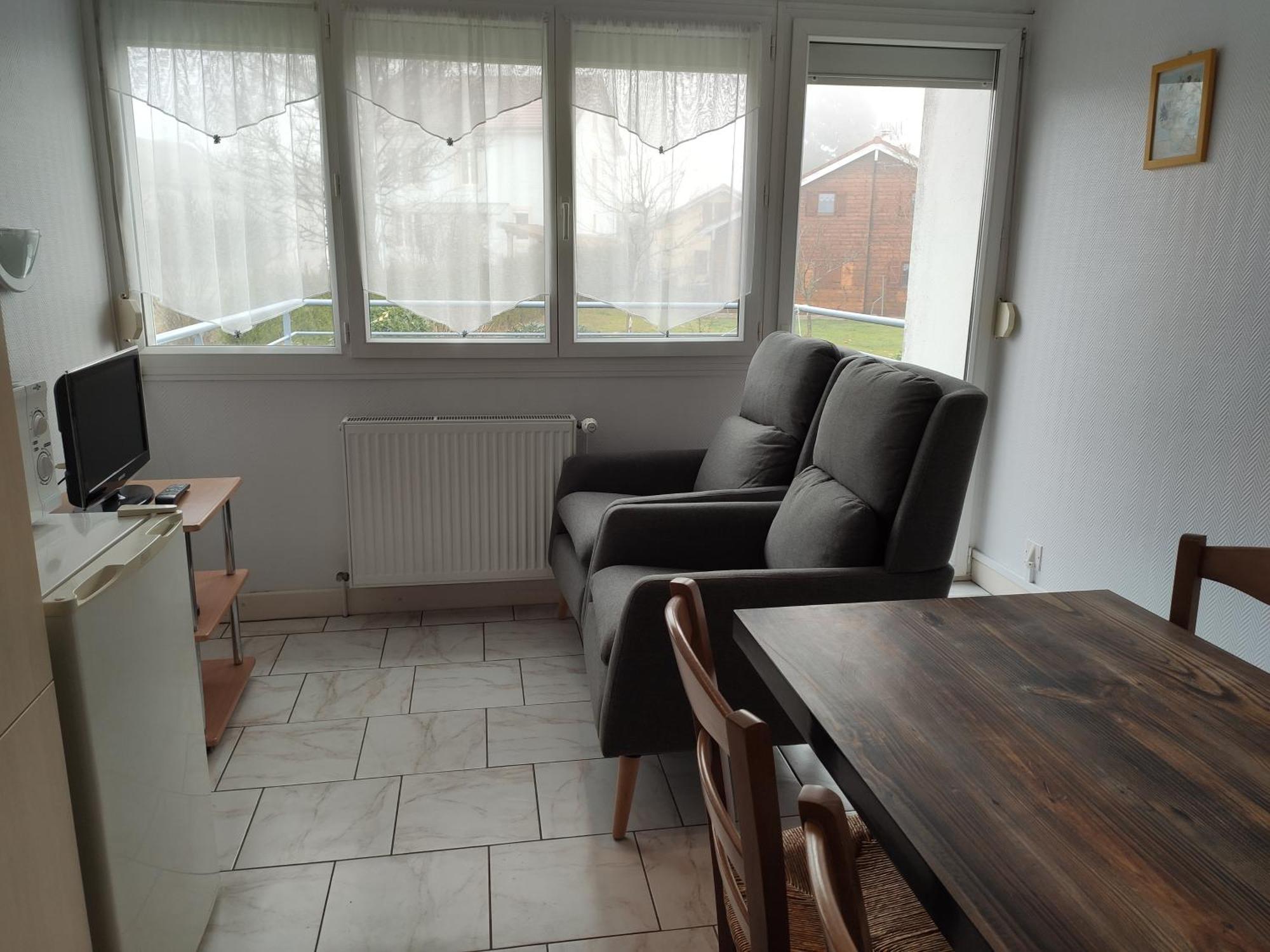 Apartamento Le Panoramic Bains-les-Bains Exterior foto
